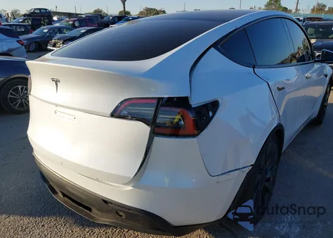 2023 Tesla Model Y Performance Dual Motor All-Wheel Drive from USA, damaged, VIN 7SAYGDEF4PF738918